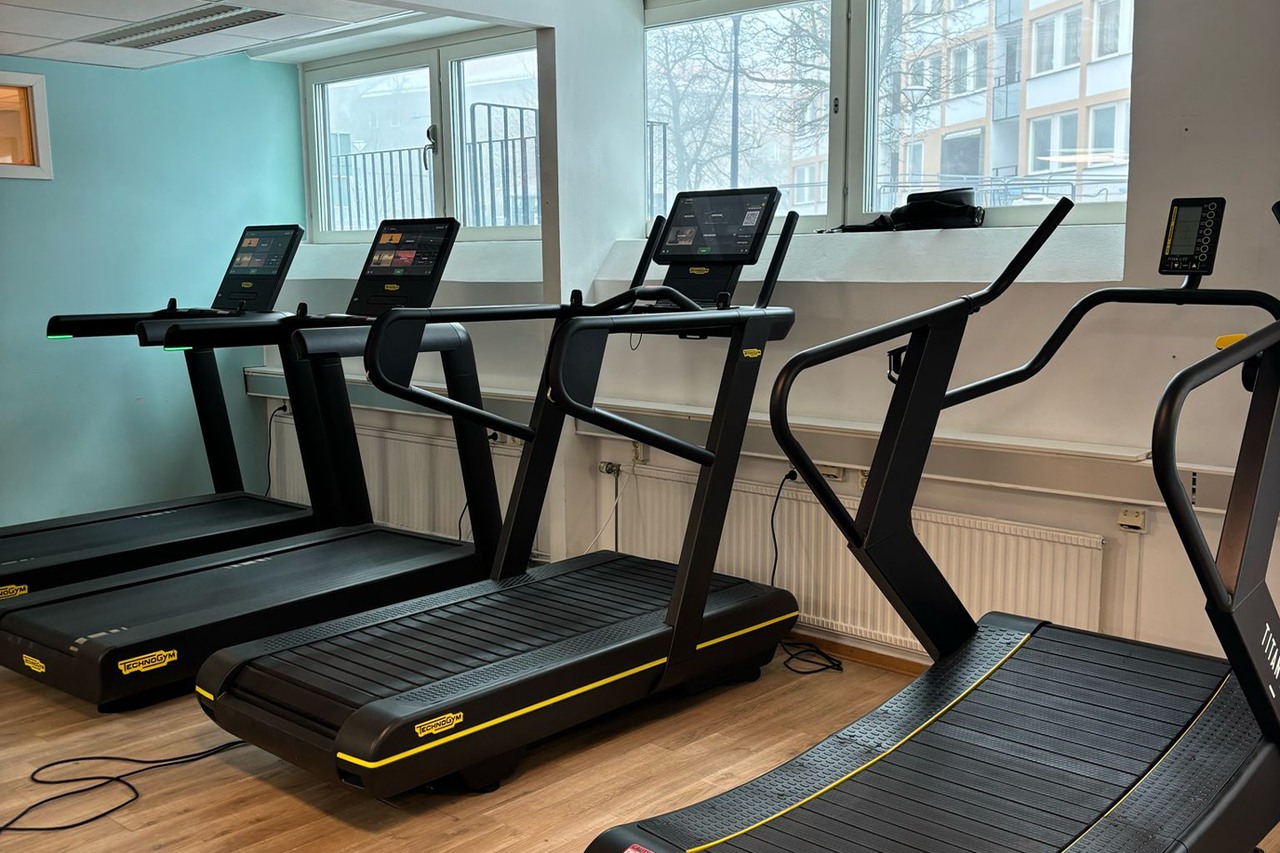 Löpband och konditionsutrustning hos MåBra Danderyd
